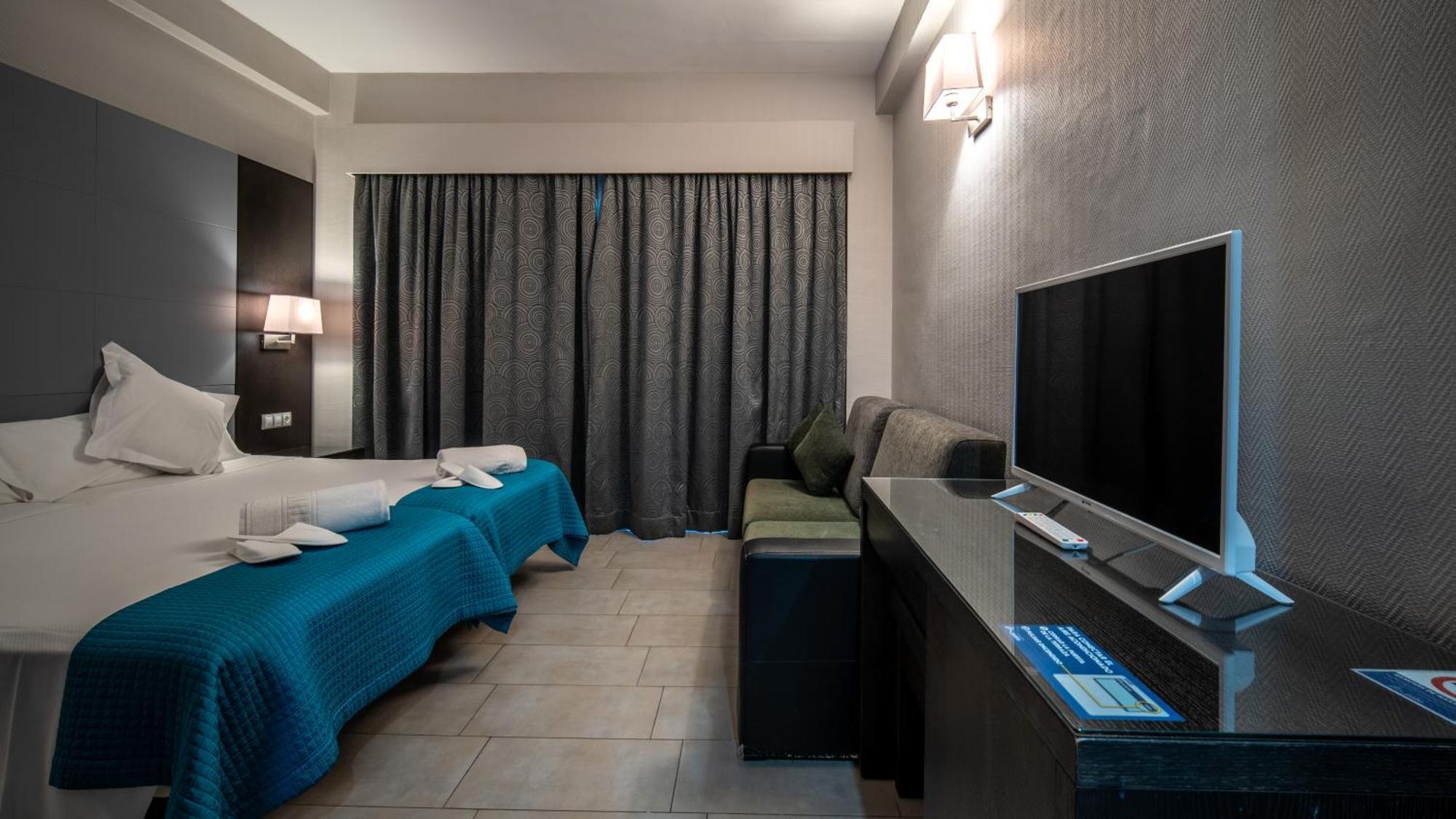 Pato Amarillo Hotel 4*