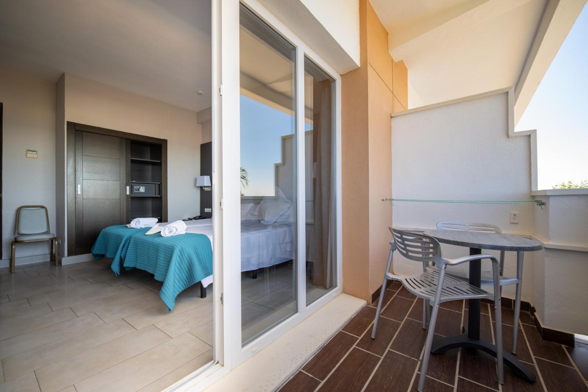 Hotel Pato Amarillo